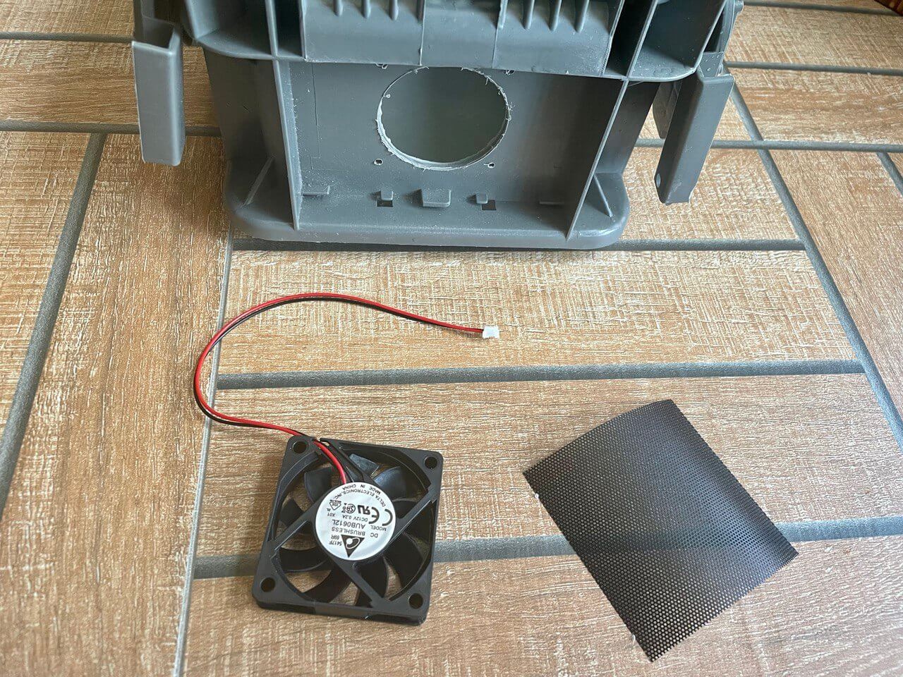 Cutting additional ventilation slots