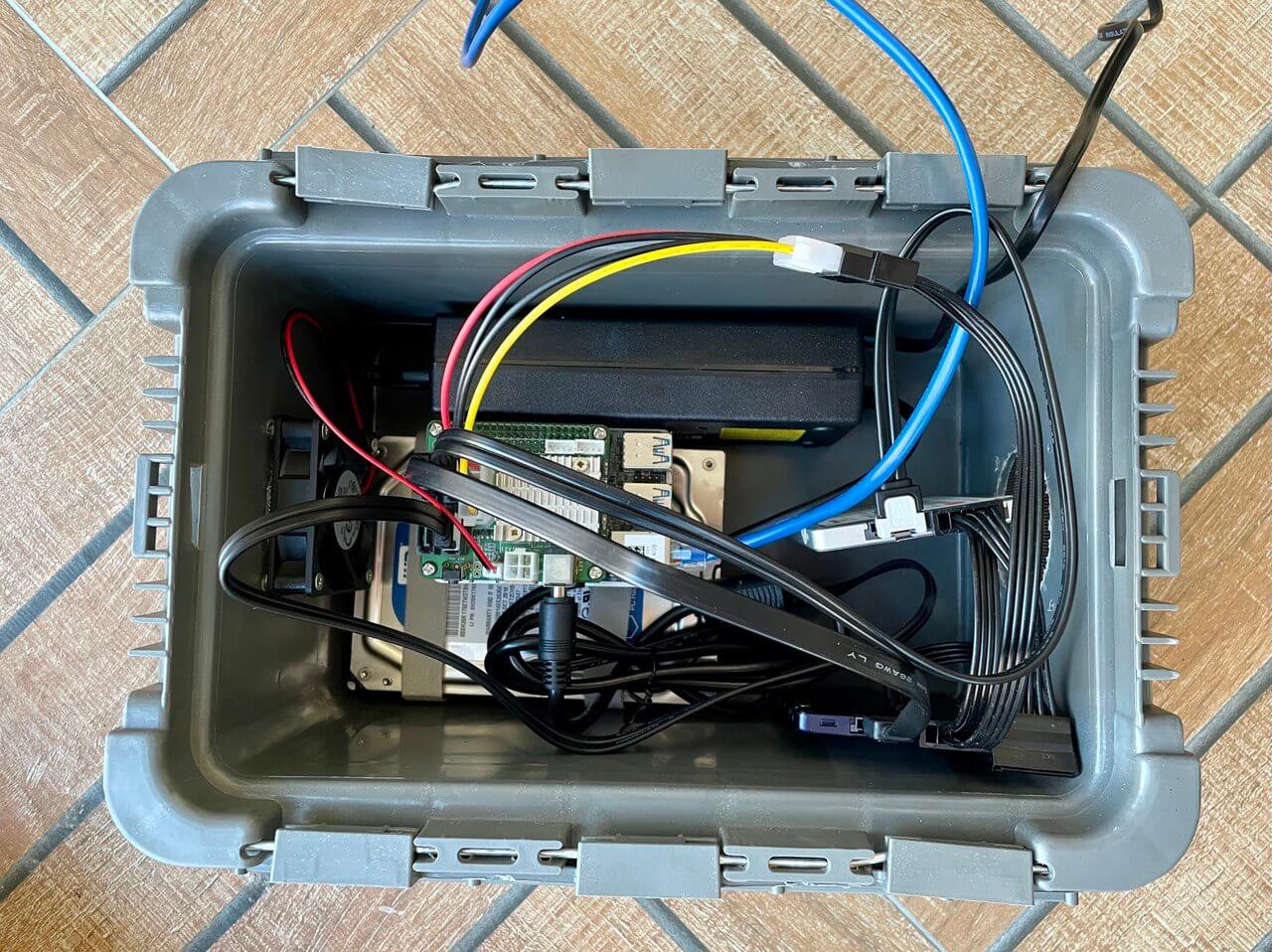 All set up, pardon the crude wiring